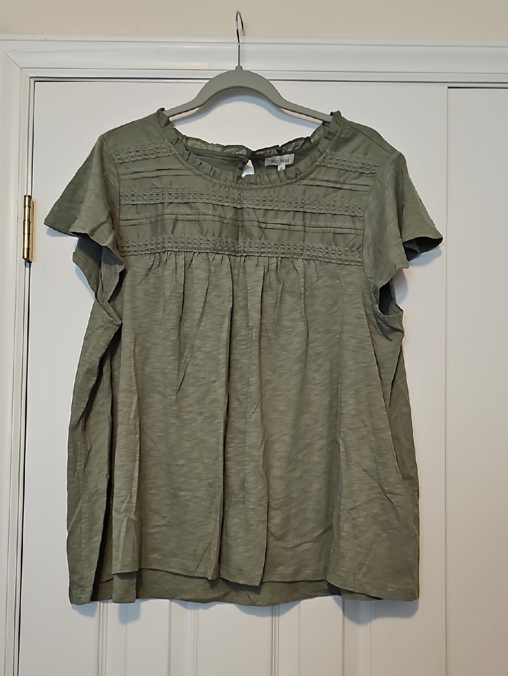Ella Moss sage green flutter sleeve blouse
